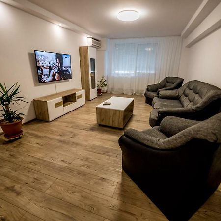Apartament Sorina Maria Apartment Дева Екстериор снимка
