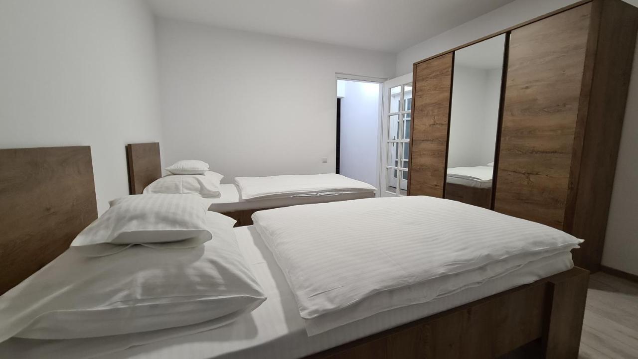 Apartament Sorina Maria Apartment Дева Екстериор снимка