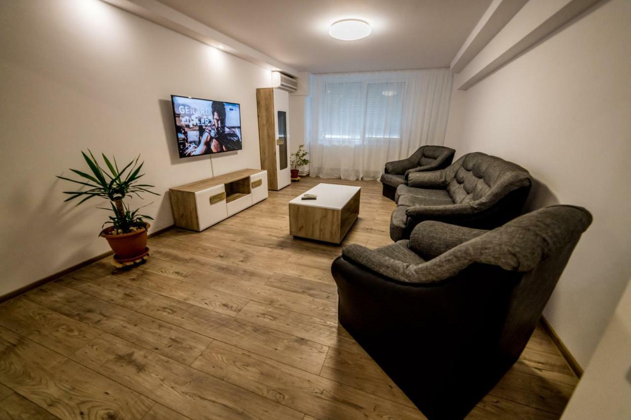 Apartament Sorina Maria Apartment Дева Екстериор снимка