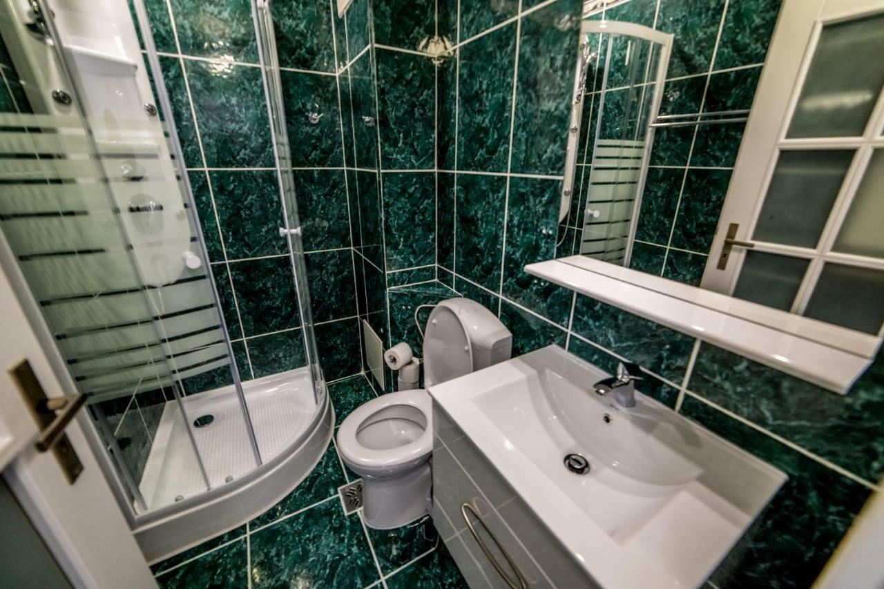Apartament Sorina Maria Apartment Дева Екстериор снимка