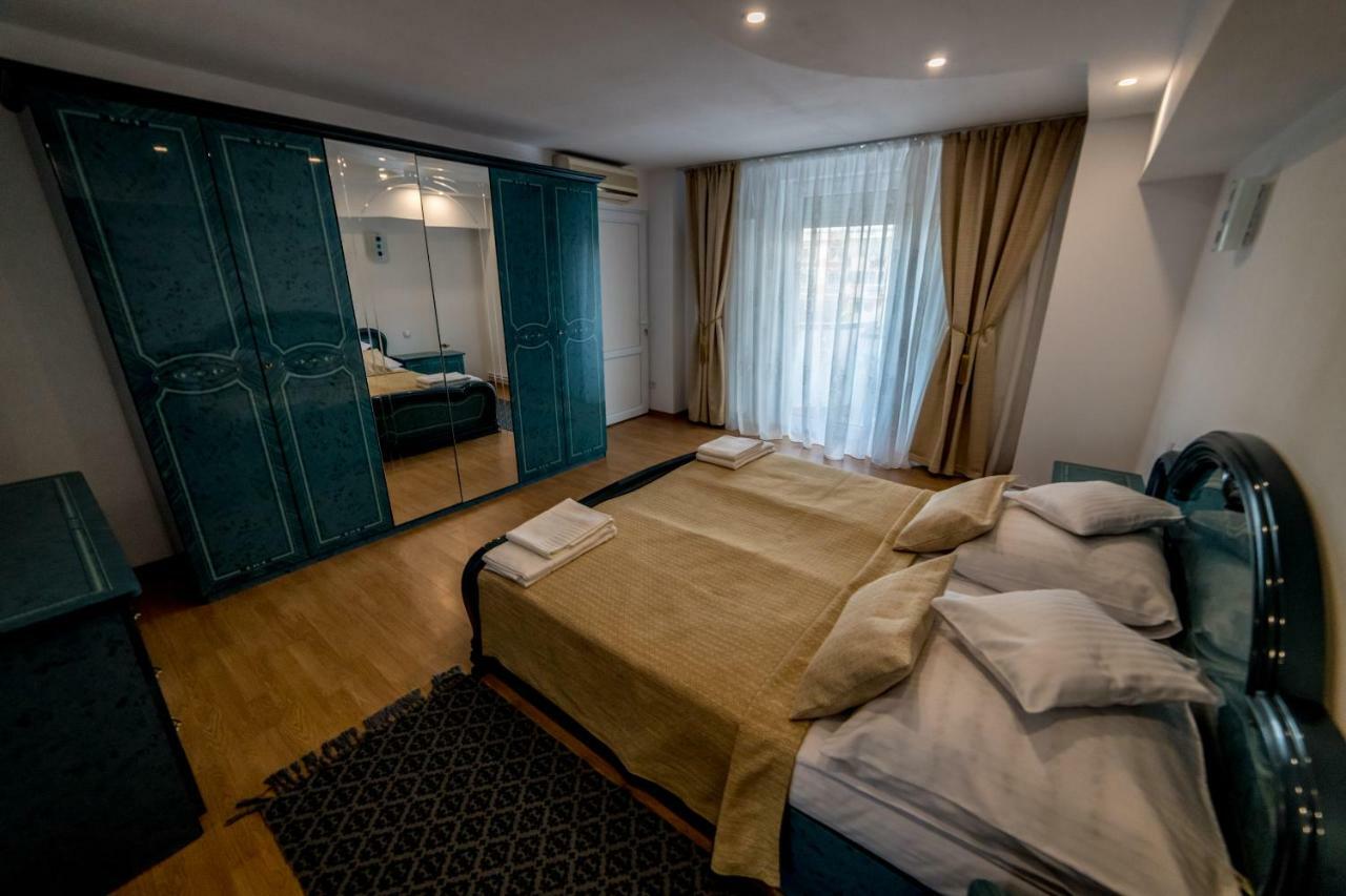 Apartament Sorina Maria Apartment Дева Екстериор снимка