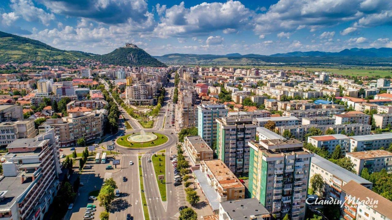 Apartament Sorina Maria Apartment Дева Екстериор снимка