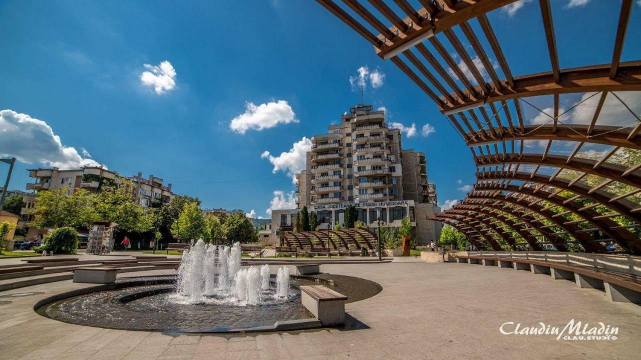 Apartament Sorina Maria Apartment Дева Екстериор снимка